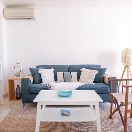 Elegance - Balcony & Quiet Near Shops Daire Cannes